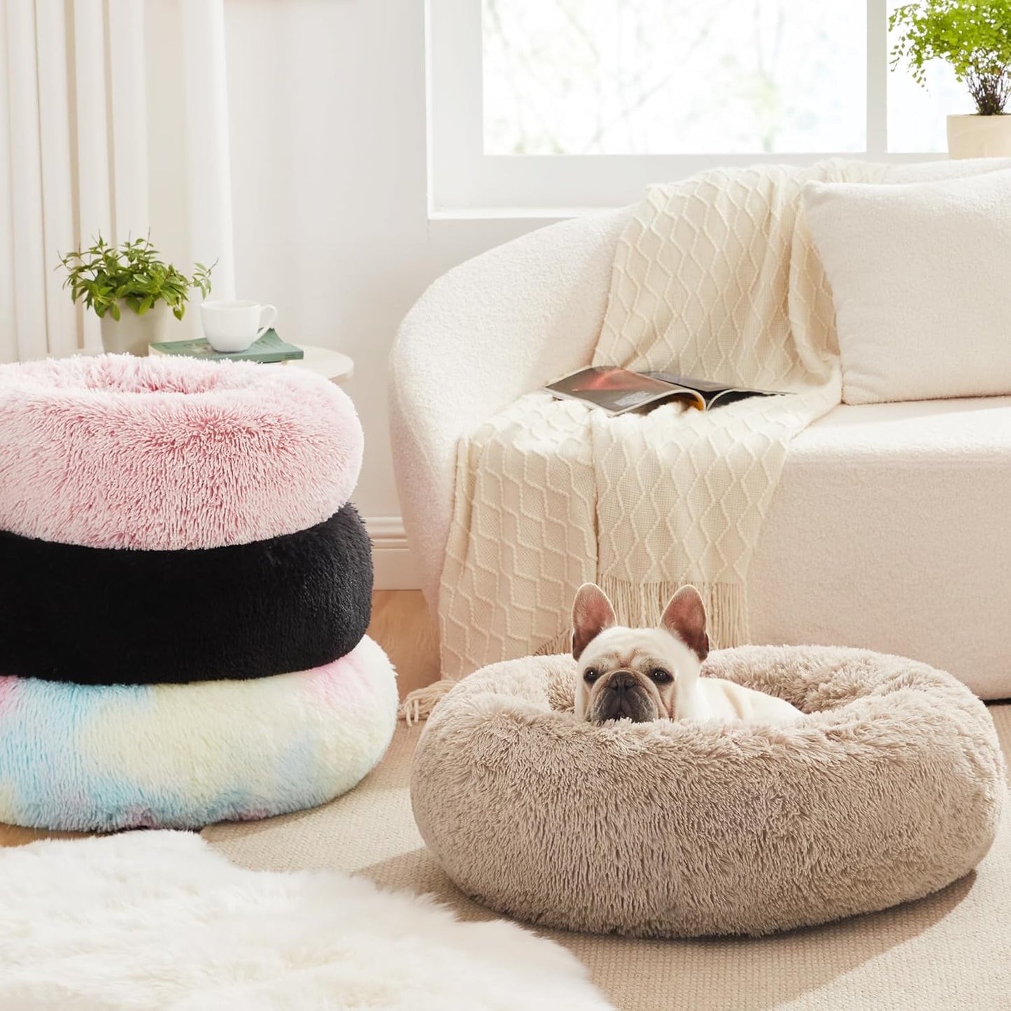 Cozy Calming Cat Bed - Plush Donut Design for Small to Medium Pets, Anti-Anxiety, Washable Faux Fur, Taupe 24"